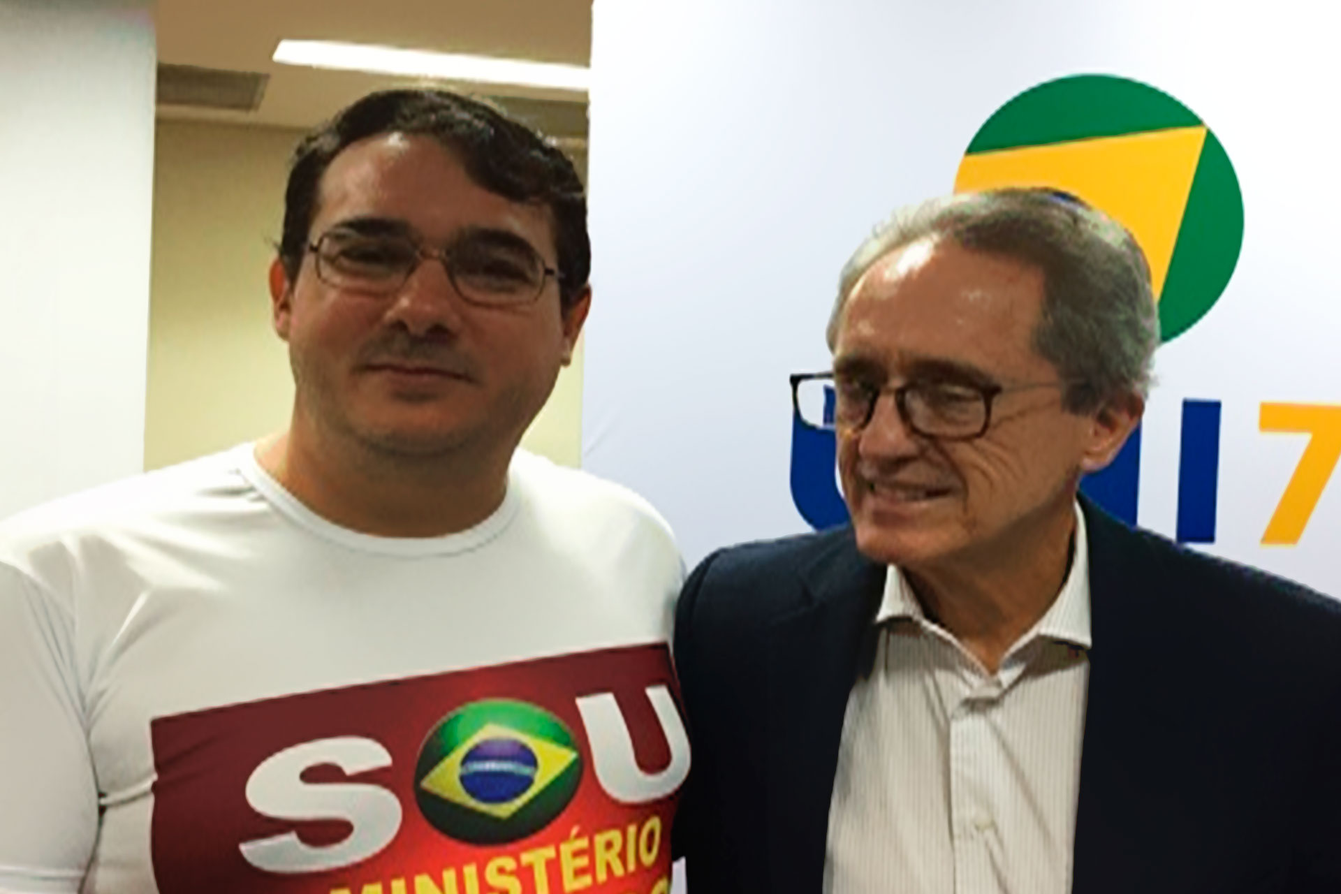 Juristas Ratificam Defesa intransigente da Democracia em Fortaleza