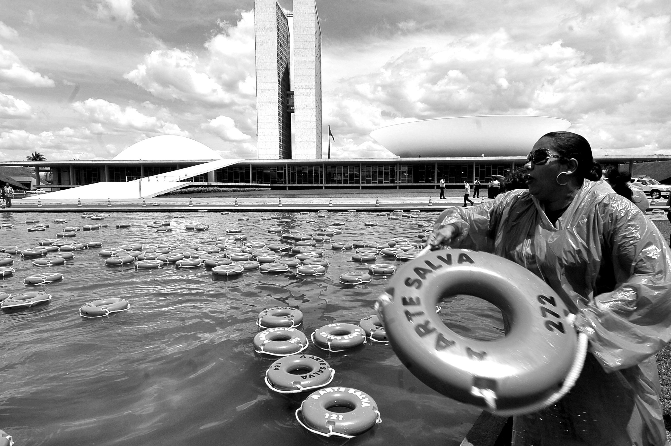 E agora José? A arte pode nos livrar do Ensaio sobre a Cegueira?