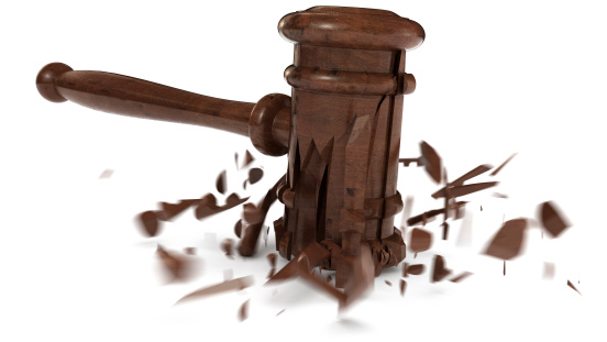 Uma agressão judiciária à democracia – Luigi Ferrajoli