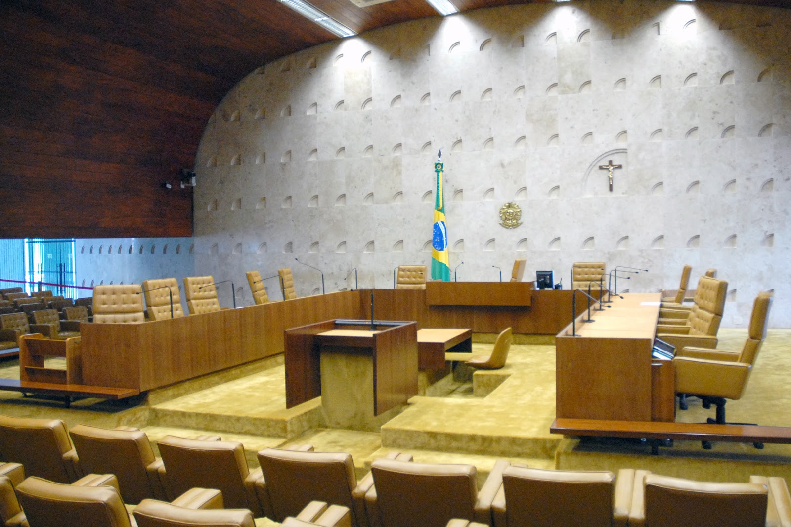 Não cabe ao Judiciário mudar as leis - Opinião