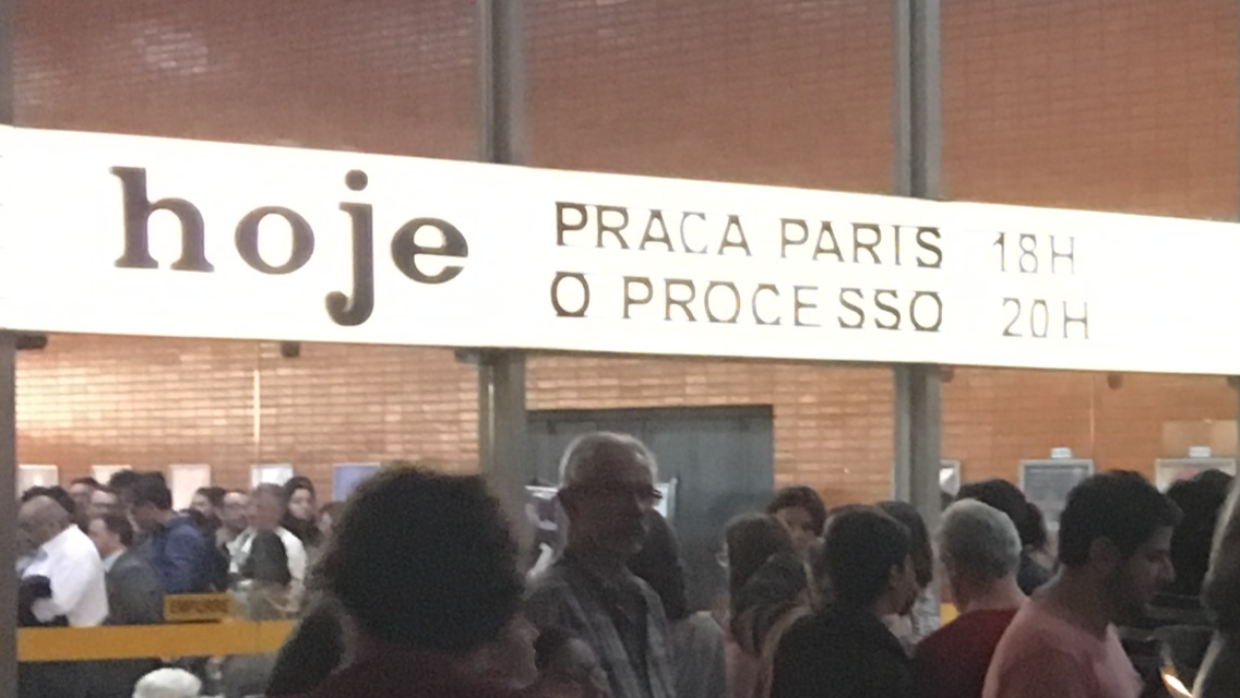 “O Processo”, documentário sobre o golpe, lota cinema de Brasília em pré-estreia