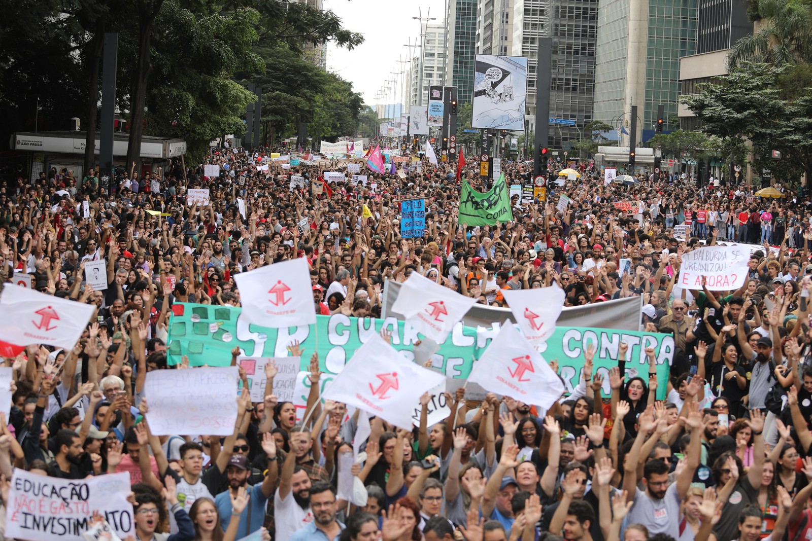 “Uma juventude na Alemanha”: uma lição para o Brasil