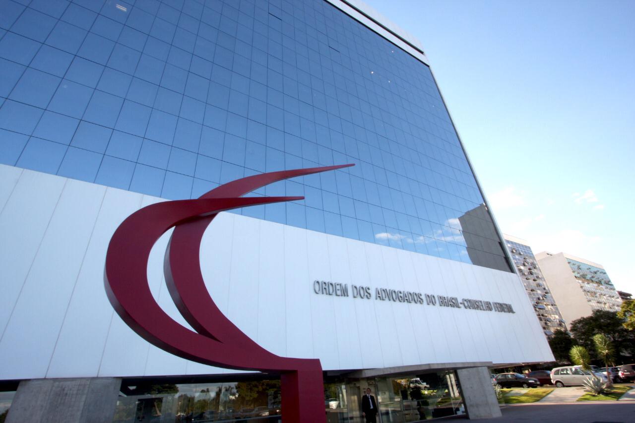 OAB recomenda afastamento temporário de Moro e Deltan Dallagnol