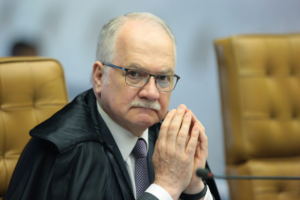 Transforma MP se junta a movimentos sociais para entregar carta ao ministro Fachin