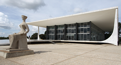 O STF coloca o Brasil na contramão do mundo civilizado em trabalho por aplicativos